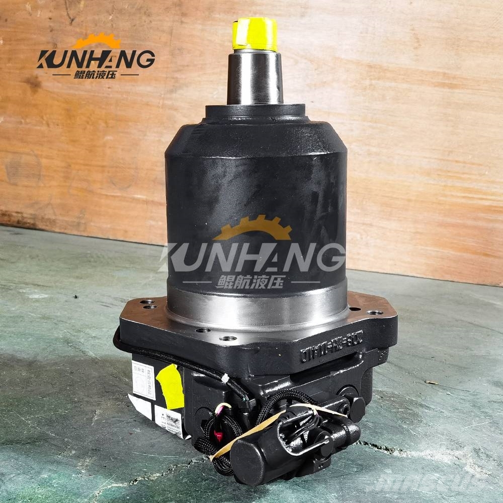 Komatsu D375A-5E0 Fan Motor Assy 708-7H-00620 708-7H-00630 Transmissão