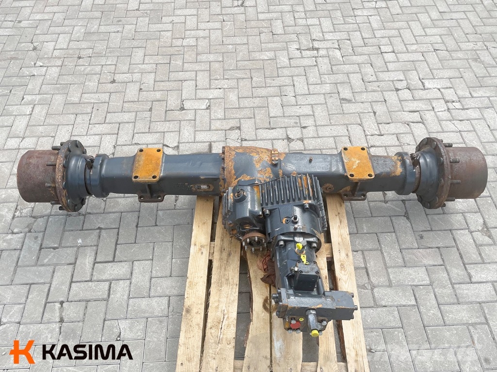 Komatsu Carraro rear axle الشاسيه والتعليق