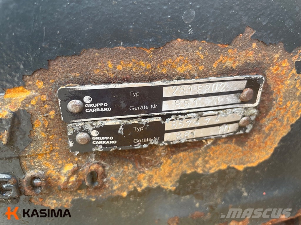Komatsu Carraro rear axle الشاسيه والتعليق