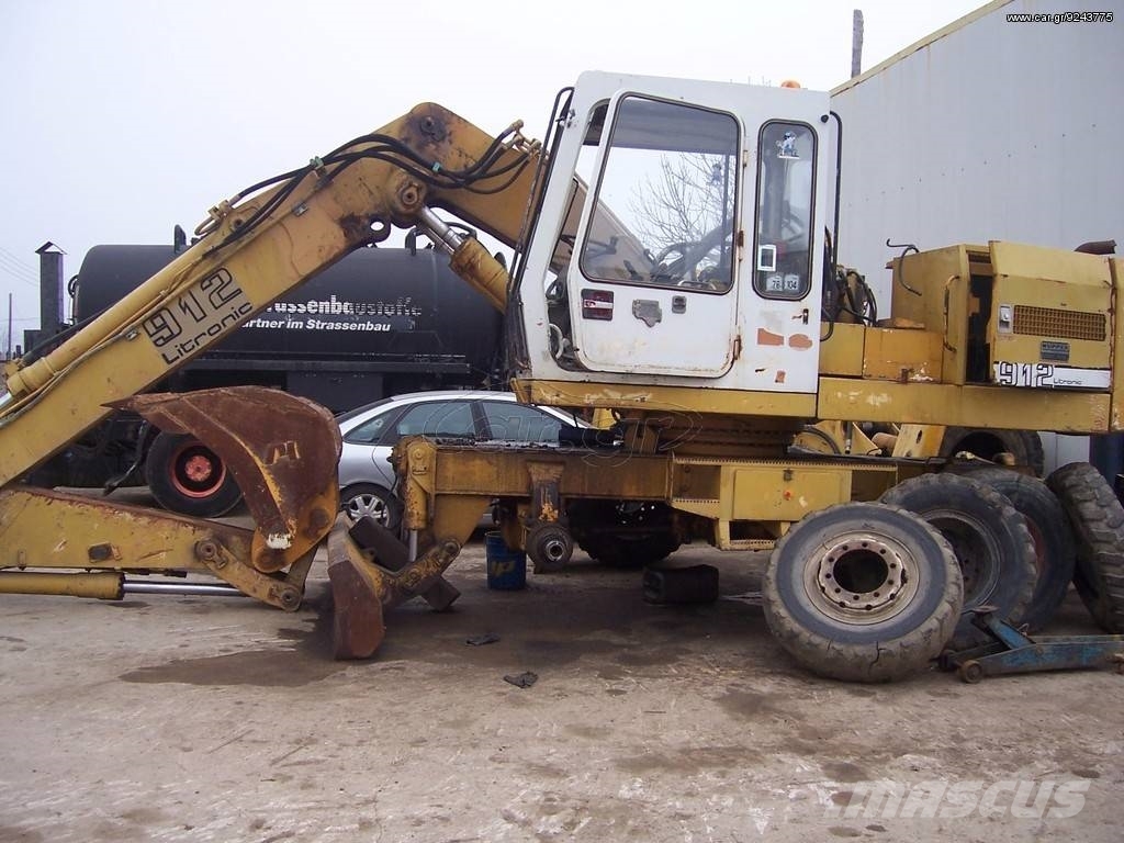 Parts LIEBHERR 912 LITRONIC Liebherr 912 parts Podvozky a zavěšení kol