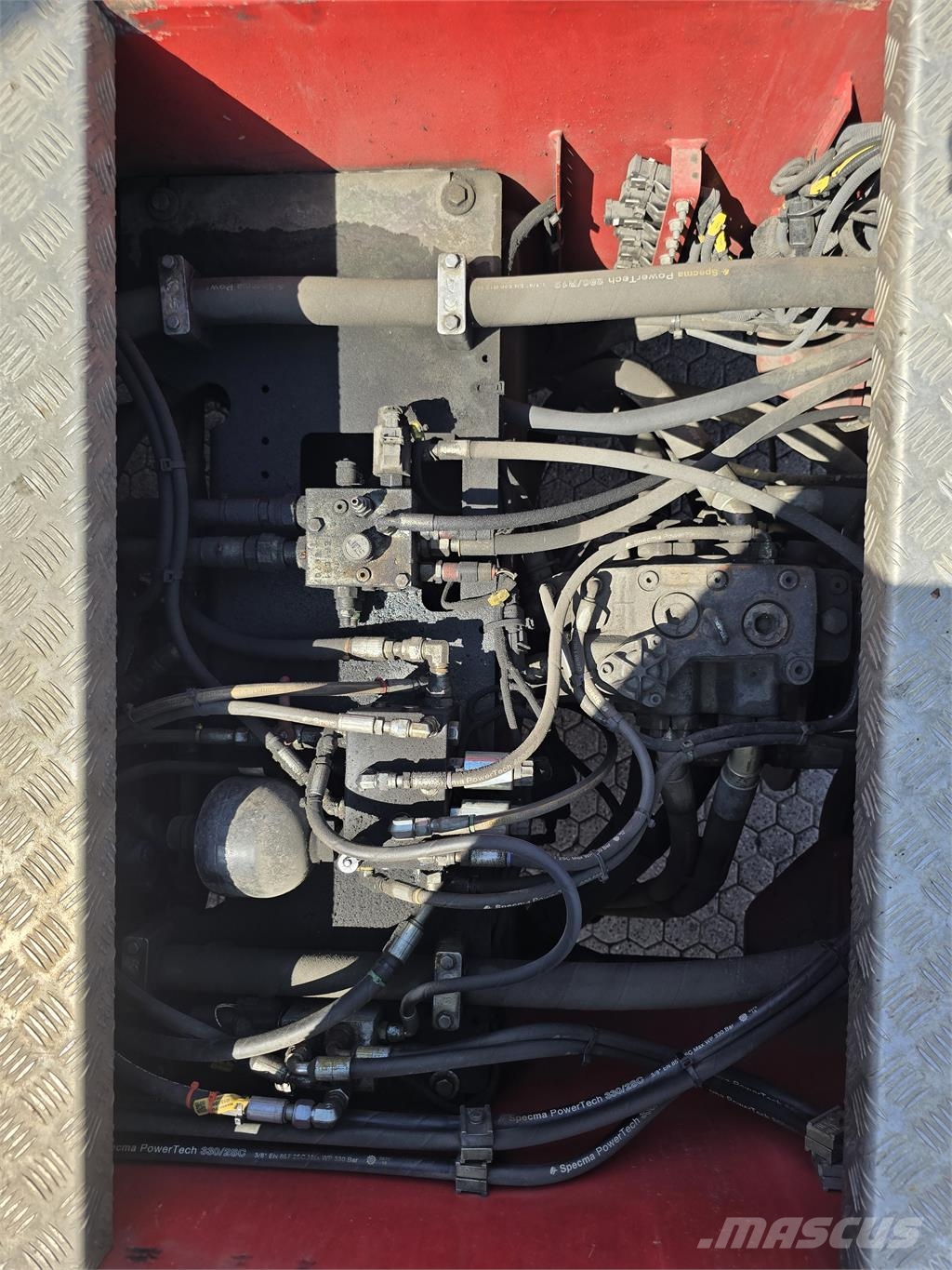 Kalmar DRG450-60S5 Reach-Stacker