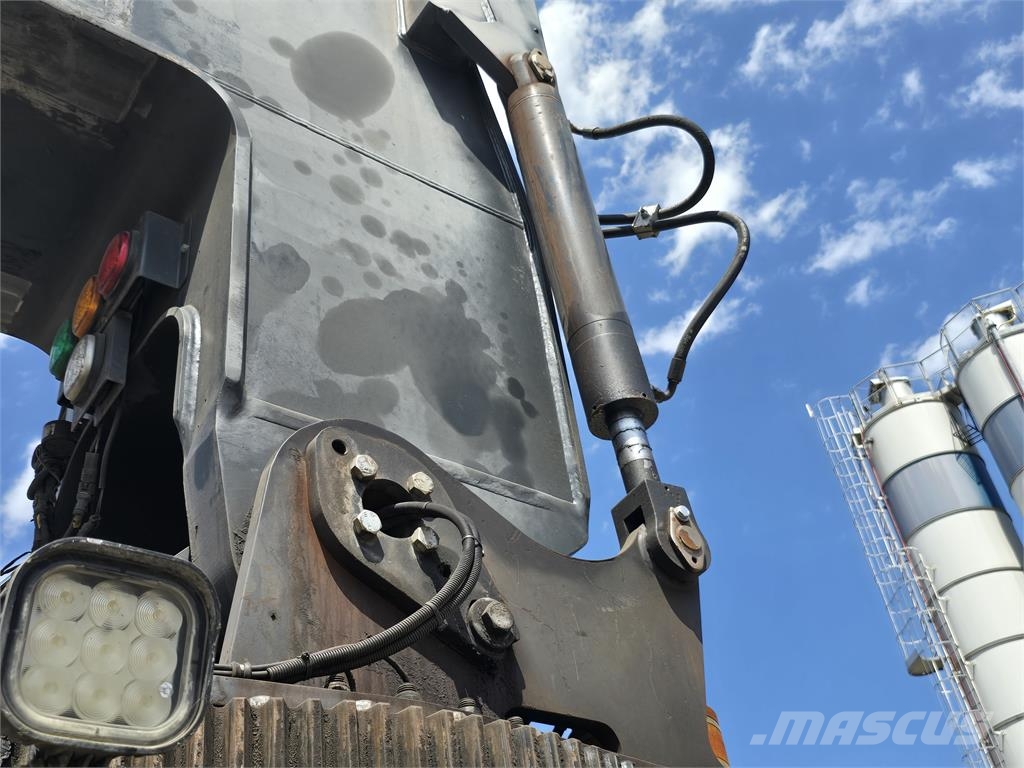 Kalmar DRG450-60S5 Reach-Stacker