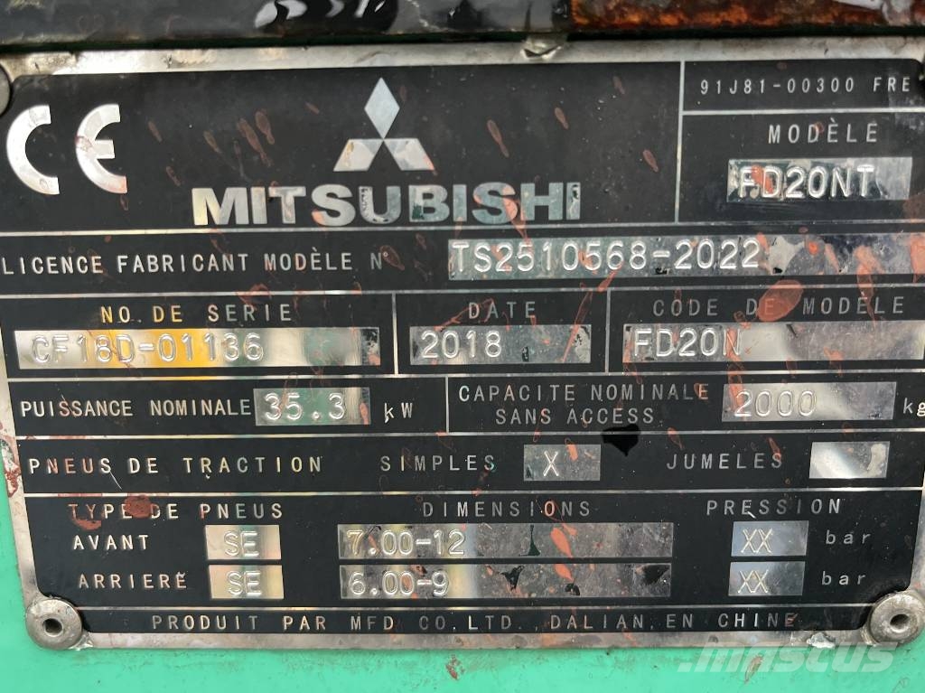 Mitsubishi FD20NT V-4211 IO Diesel Stapler