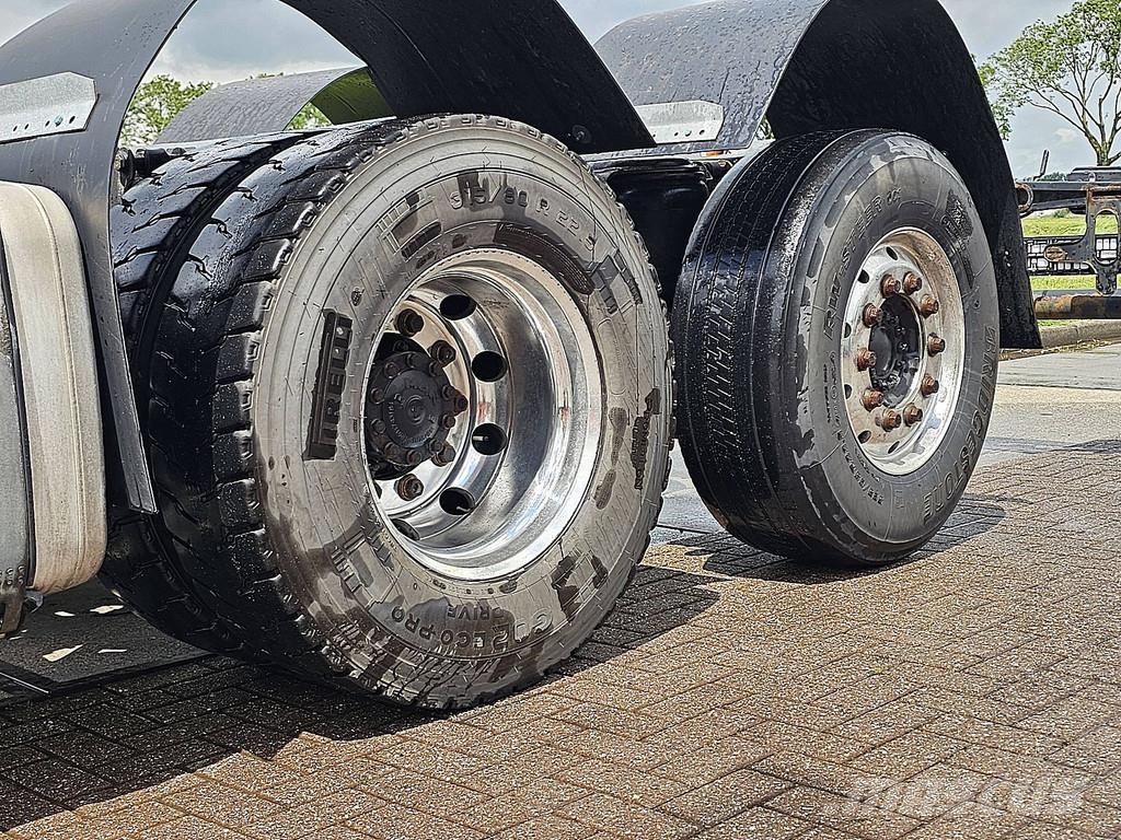 MAN 26.500 TGX 6x2*4 平板车