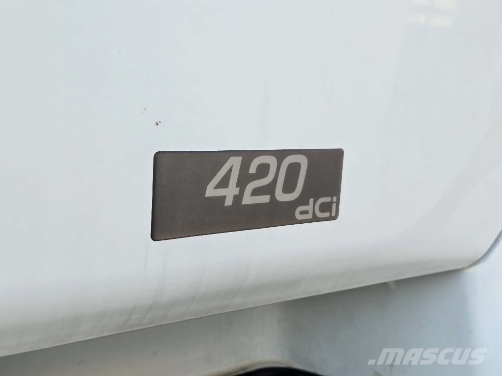 Renault Premium 420 DCI 牵引车