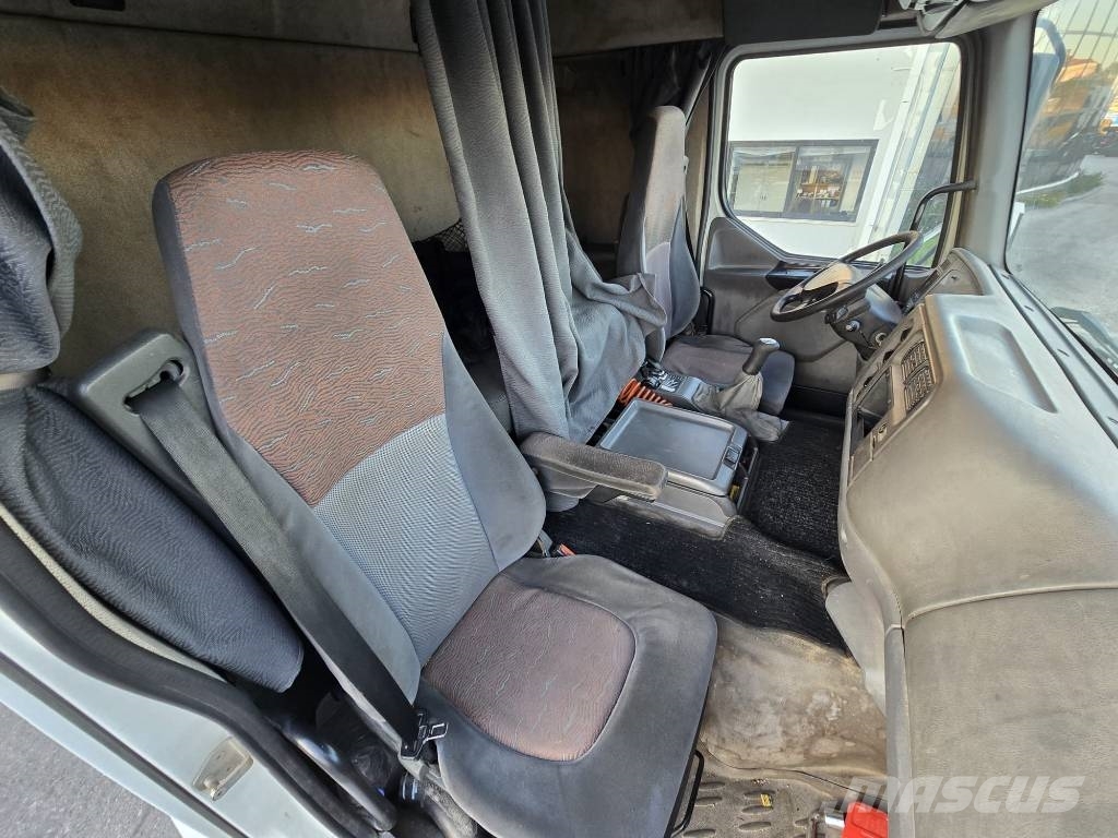 Renault Premium 420 DCI 牵引车