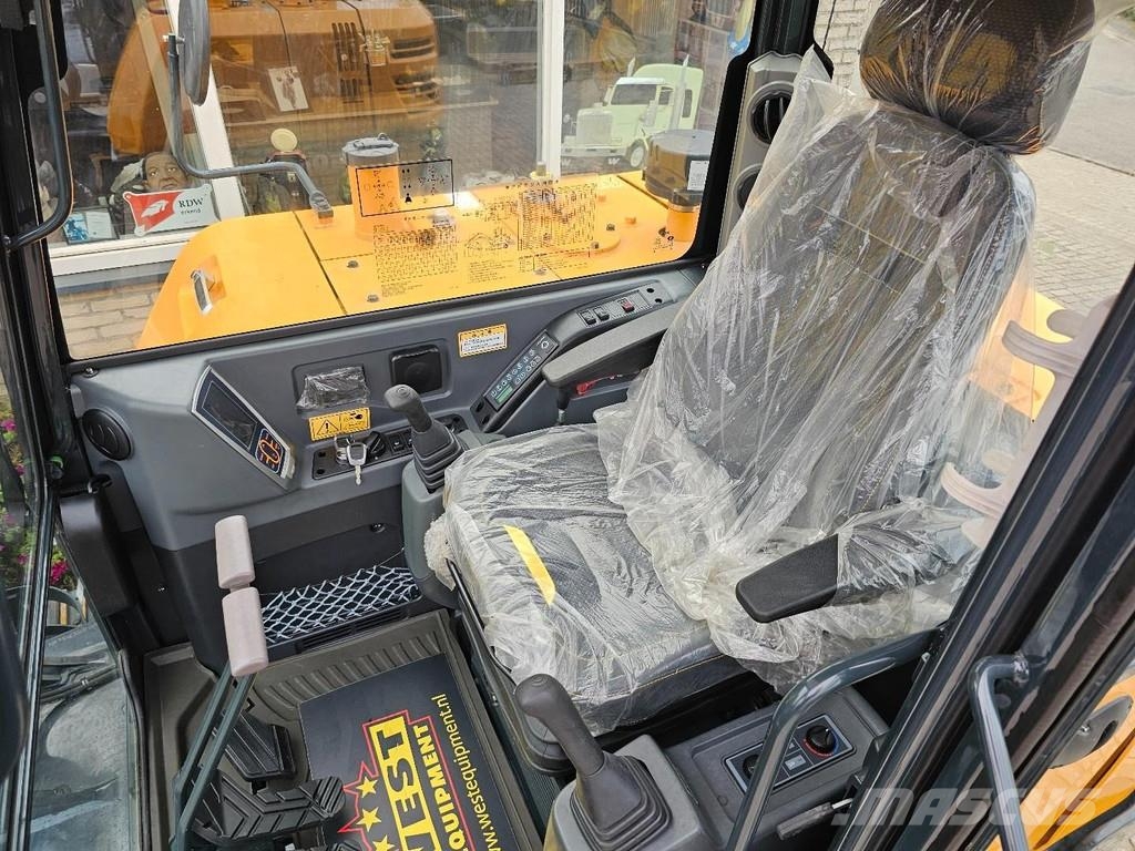 Hyundai HX60PRO 小型挖土機/掘鑿機<7t(小型挖掘機)