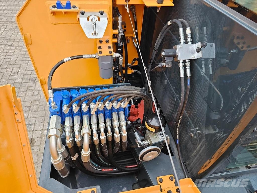 Hyundai HX60PRO 小型挖土機/掘鑿機<7t(小型挖掘機)