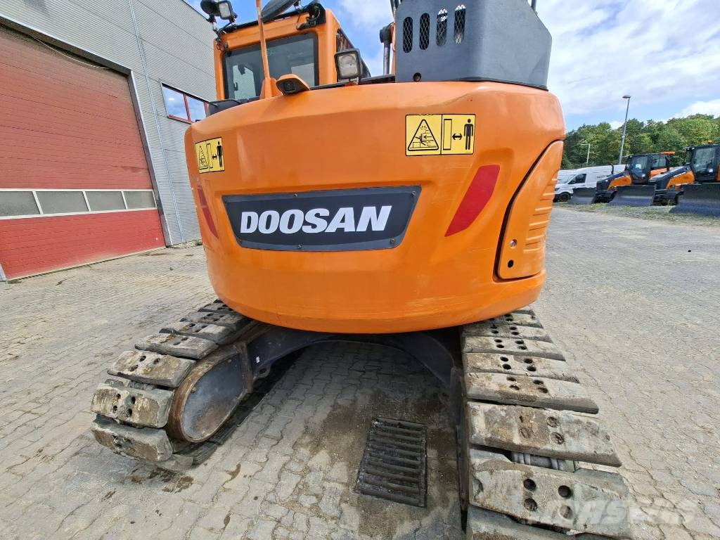 Doosan DX 140 LCR حفارات زحافة