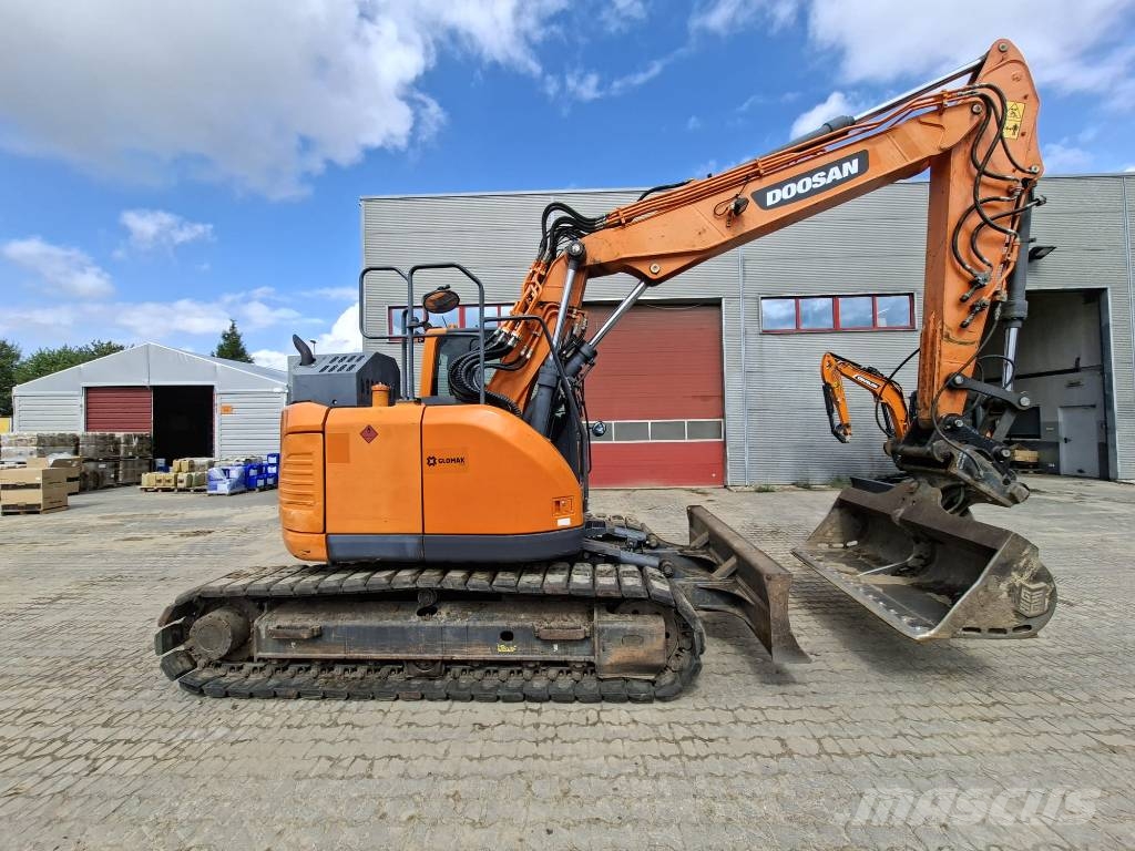 Doosan DX 140 LCR حفارات زحافة