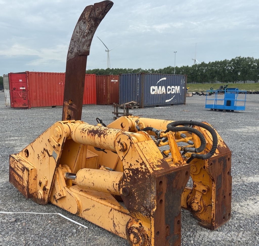 Dressta TD25M RIPPER HYDRAULIC Crawler dozers