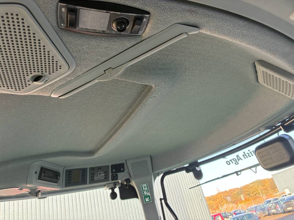 CLAAS Axion 870 Traktori