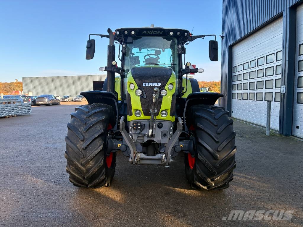 CLAAS Axion 870 Traktori