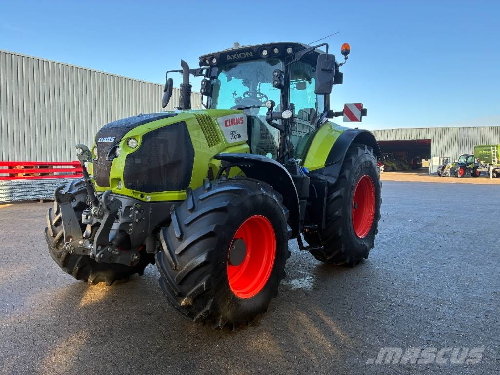CLAAS Axion 870 Traktori