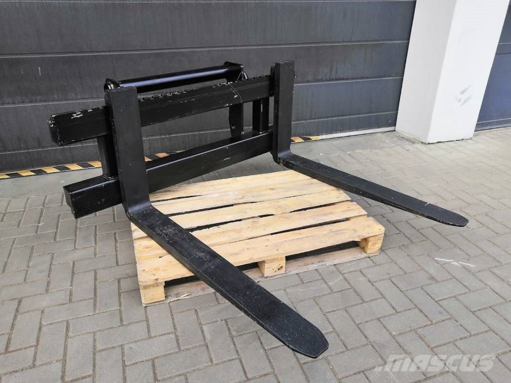 Manitou pallet forks 지게차