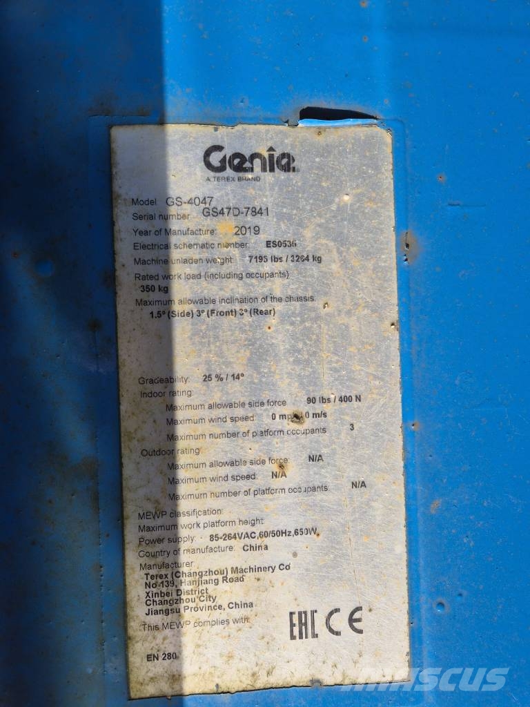Genie 4047 Škarjaste dvižne ploščadi