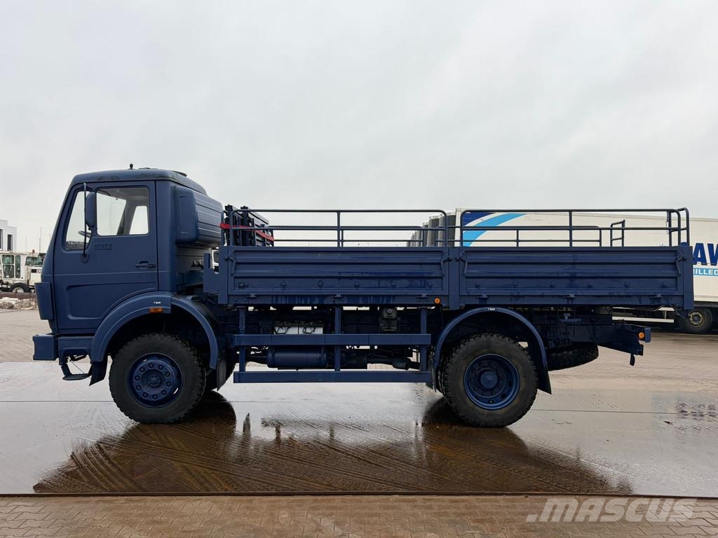 Mercedes-Benz 1017 4X4 blue Otros camiones