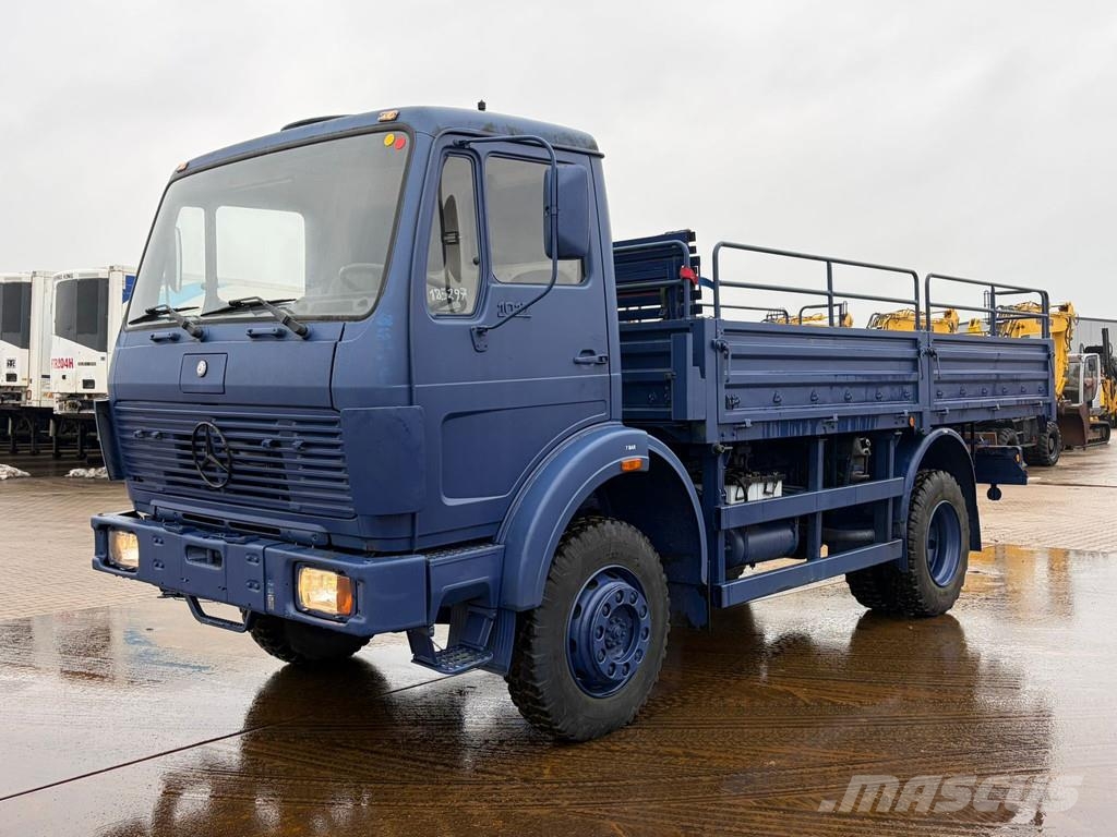 Mercedes-Benz 1017 4X4 blue Otros camiones