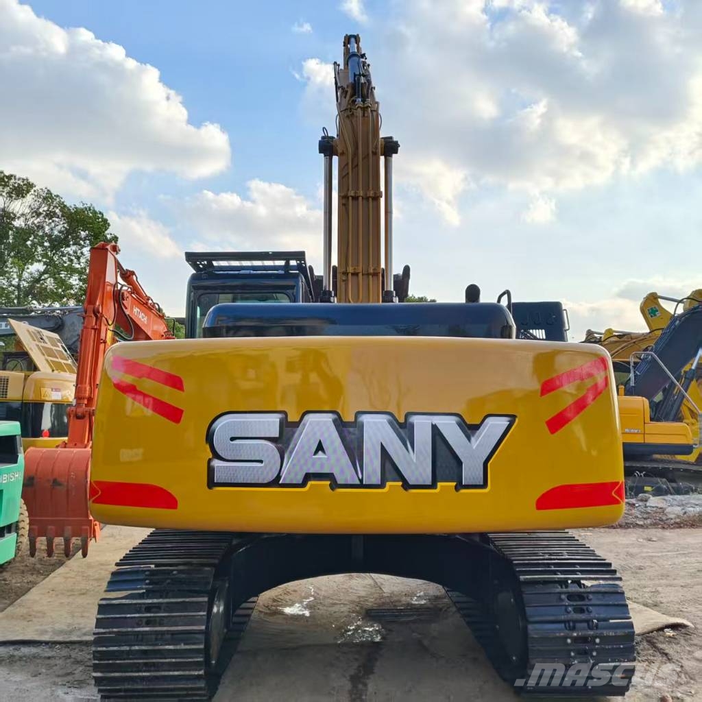 Sany 215C-9 Vikšriniai ekskavatoriai