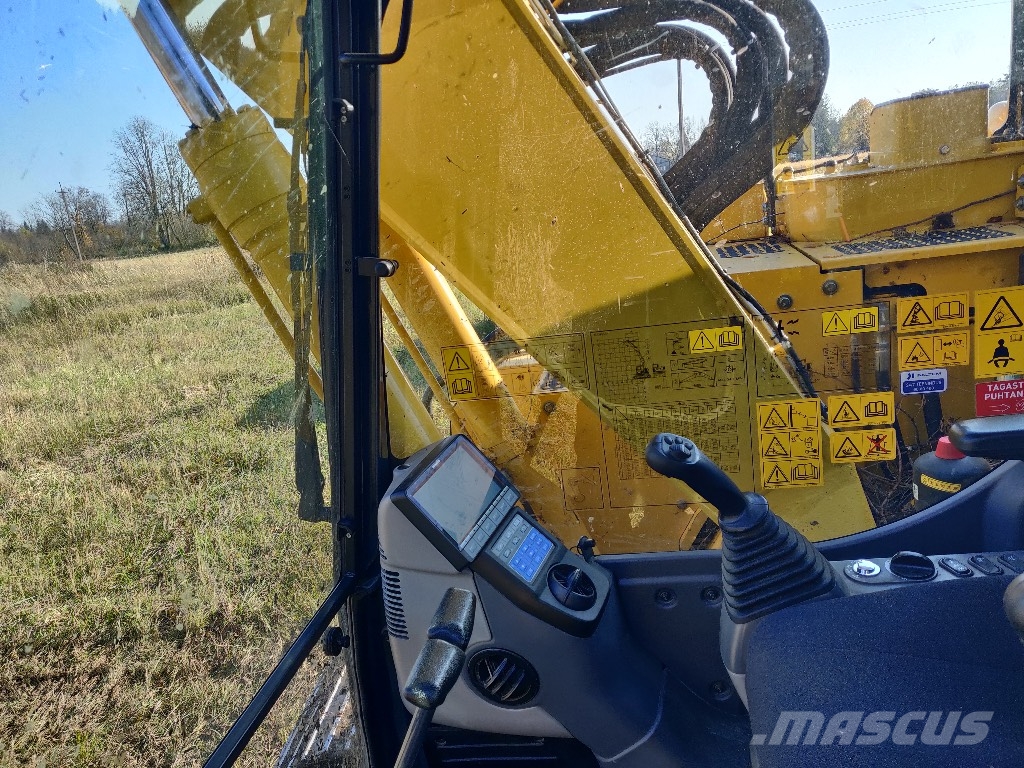Komatsu PC 138 US-11 Paletli ekskavatörler