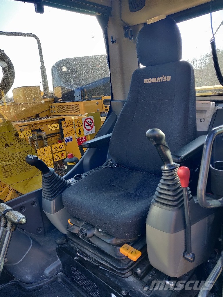 Komatsu PC 138 US-11 Paletli ekskavatörler