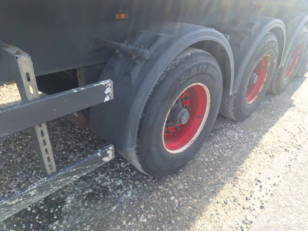 Kel-Berg 4 akslet 60 m3 tiptrailer med Ecotop Damperli çekiciler