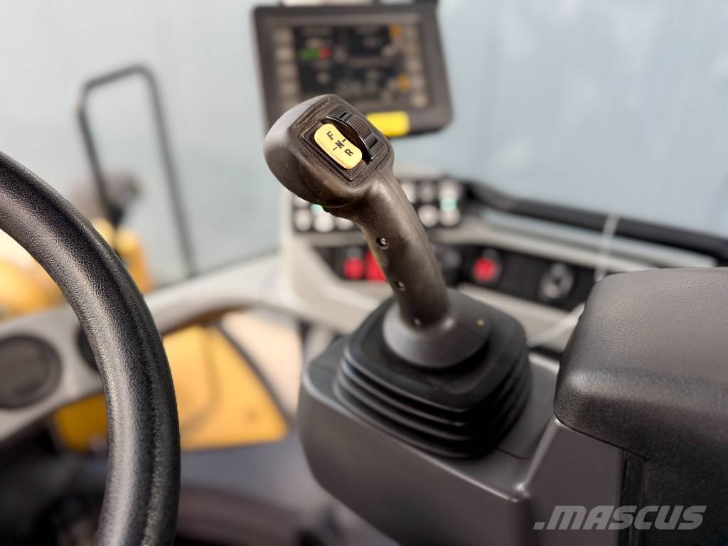 CAT 926M Wielladers
