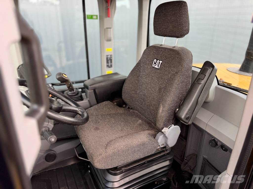 CAT 926M Wielladers
