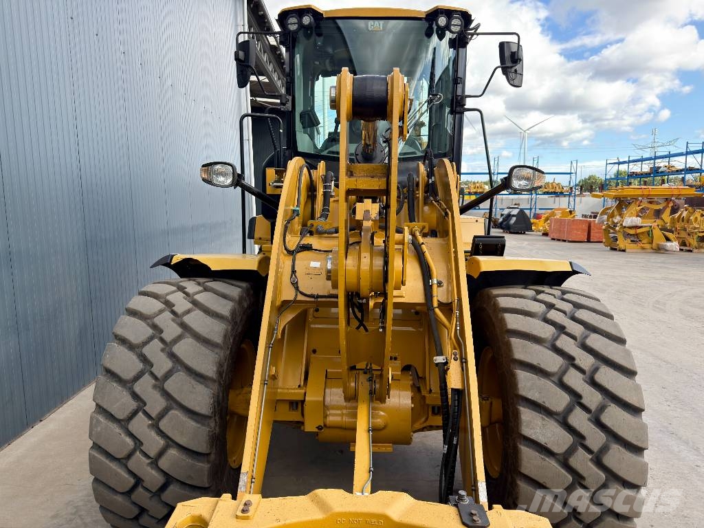 CAT 926M - 990 HOURS - FORKS - 3rd VALVE Pyöräkuormaajat