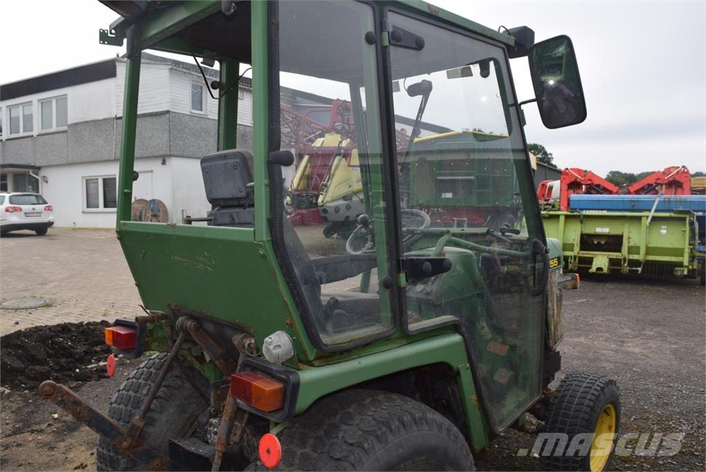 John Deere 755 曳引機