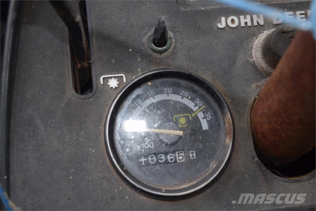 John Deere 755 曳引機
