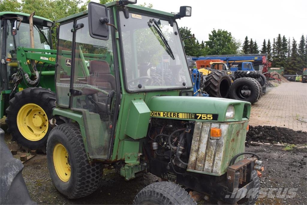 John Deere 755 曳引機