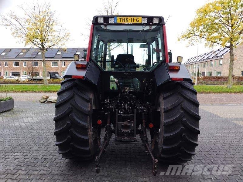 Valtra 6850 트랙터