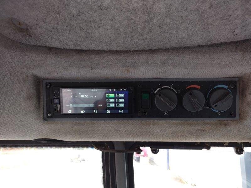 Valtra 6850 트랙터