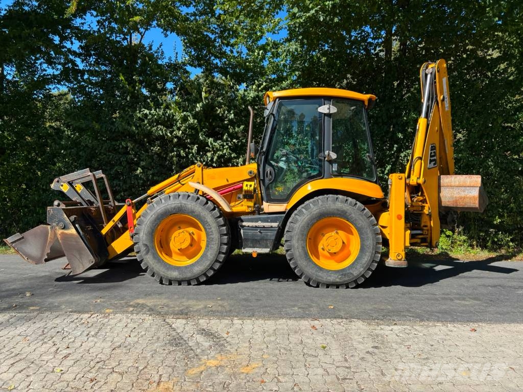 JCB 4 CX لوادر ذات جرافات عكسية