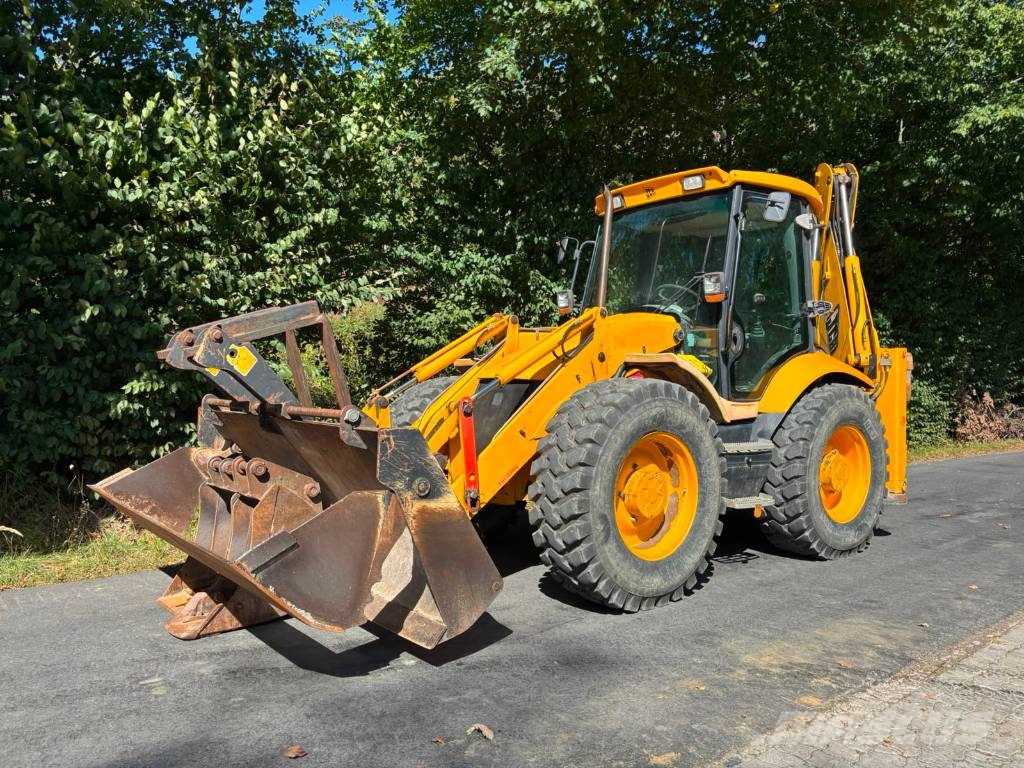 JCB 4 CX لوادر ذات جرافات عكسية