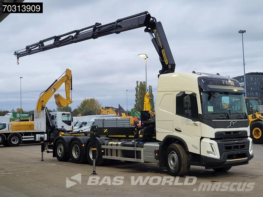 Volvo FMX 500 8X4 COMING SOON! NEW Palfinger PK33002 Cra شاحنات الرافعات الخطافية