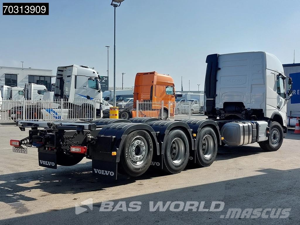 Volvo FMX 500 8X4 COMING SOON! NEW Palfinger PK33002 Cra شاحنات الرافعات الخطافية