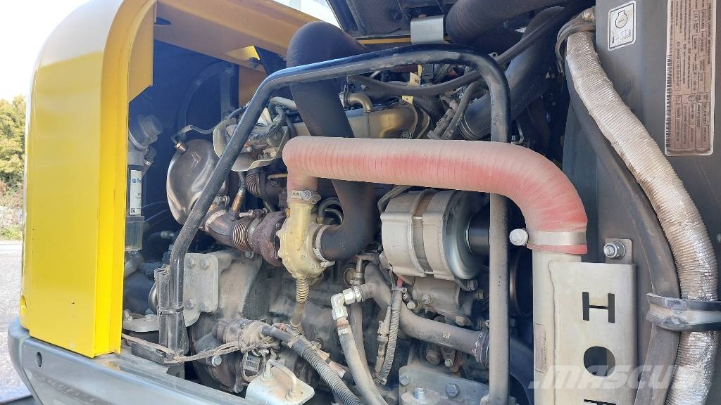 Wacker Neuson EW 100 / 2x on stock Escavatori gommati