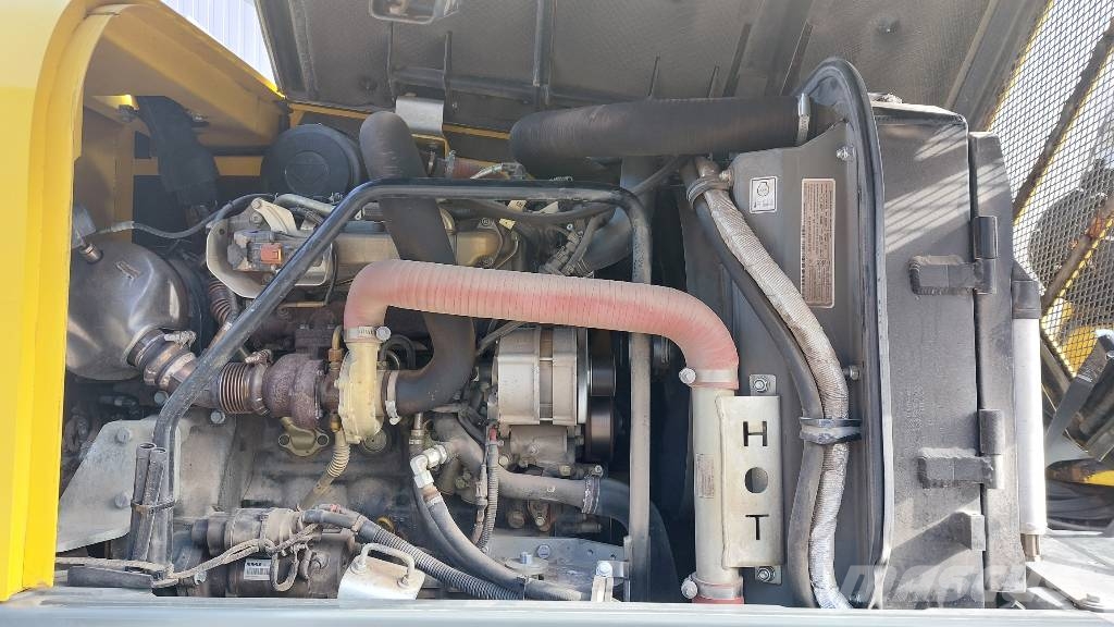 Wacker Neuson EW 100 / 2x on stock Escavatori gommati