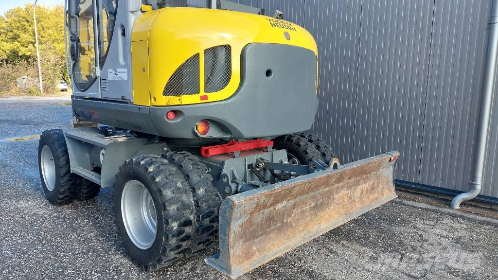 Wacker Neuson EW 100 / 2x on stock Escavatori gommati