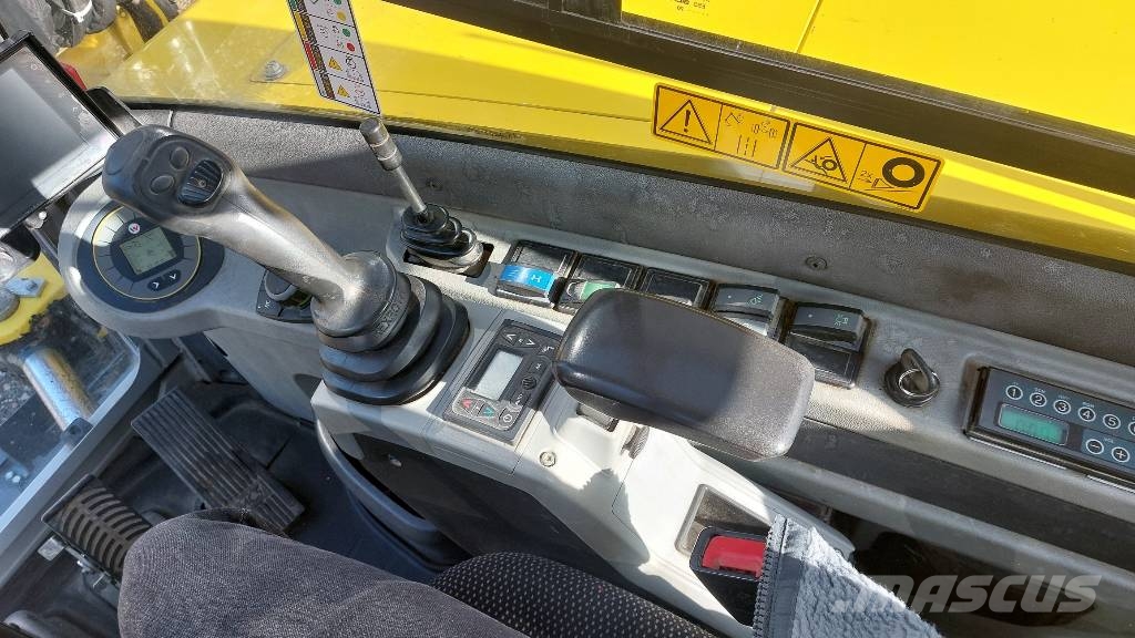Wacker Neuson EW 100 / 2x on stock Escavatori gommati