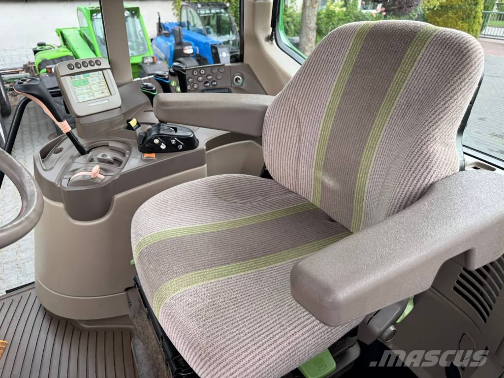 John Deere 6830 PREMIUM PowrQuad Трактори