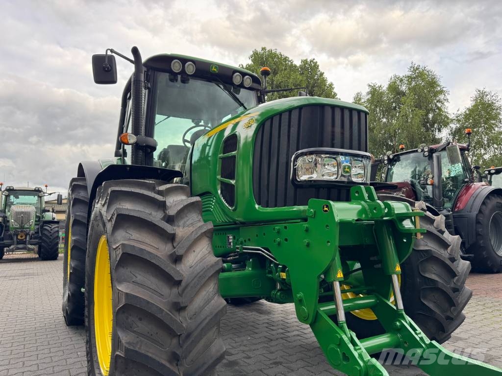John Deere 6830 PREMIUM PowrQuad Трактори