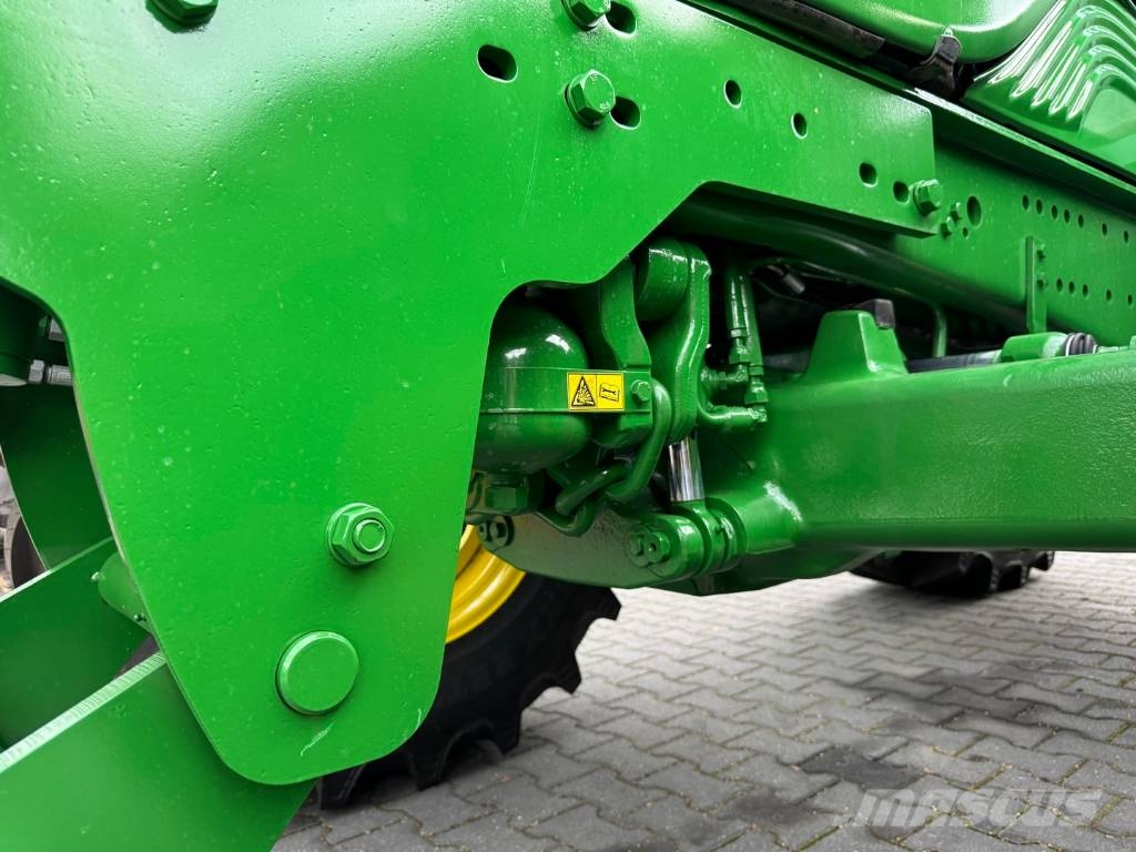 John Deere 6830 PREMIUM PowrQuad Трактори