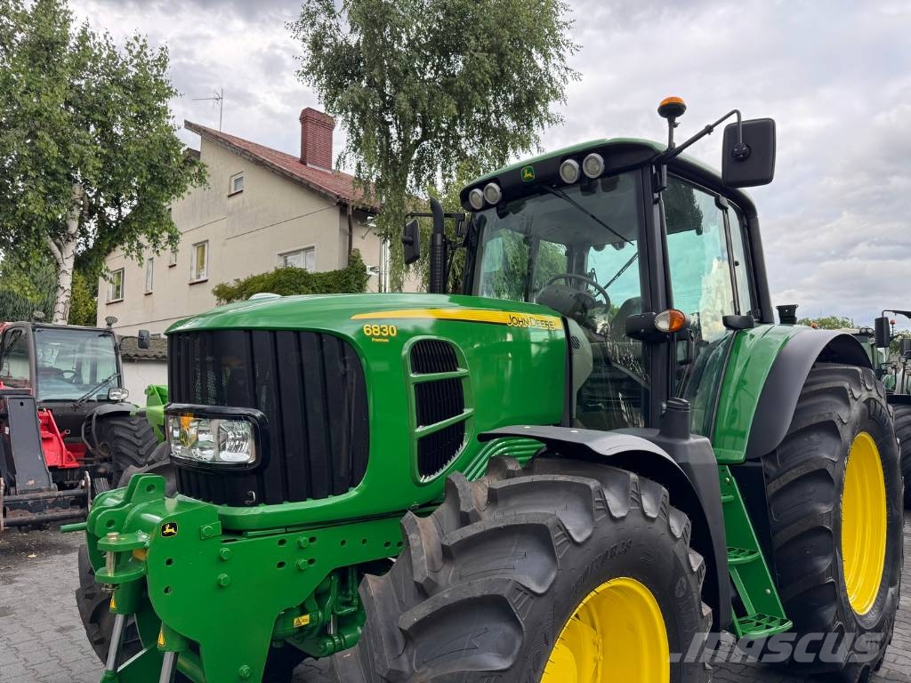 John Deere 6830 PREMIUM PowrQuad Трактори