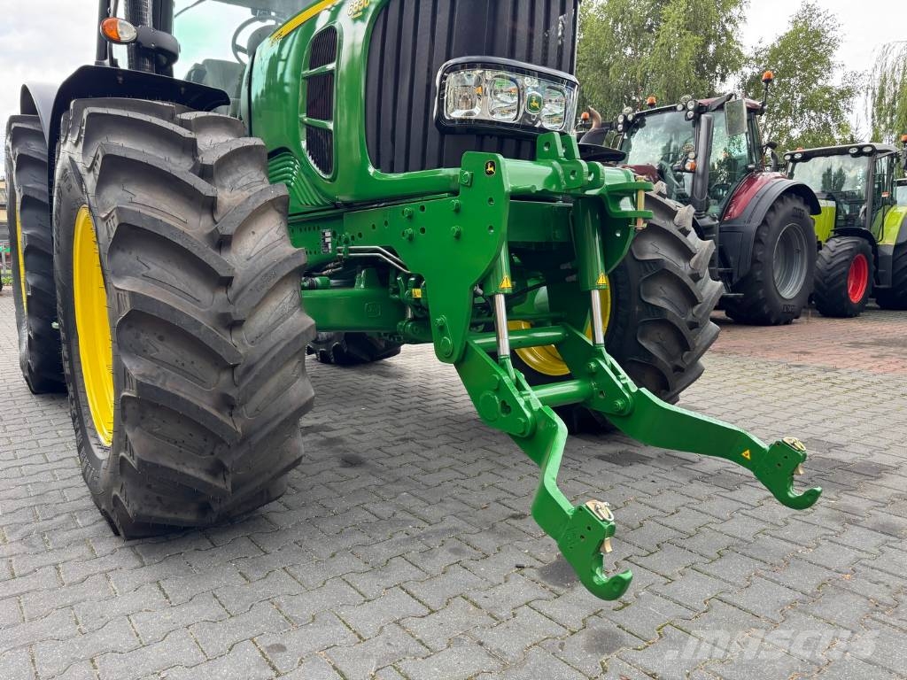 John Deere 6830 PREMIUM PowrQuad Трактори