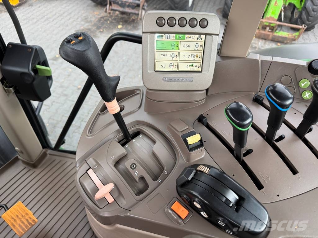 John Deere 6830 PREMIUM PowrQuad Трактори