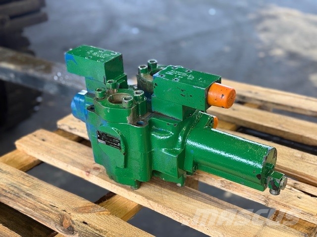 Liebherr additional hydraulic control valve for attachments Hydraulik