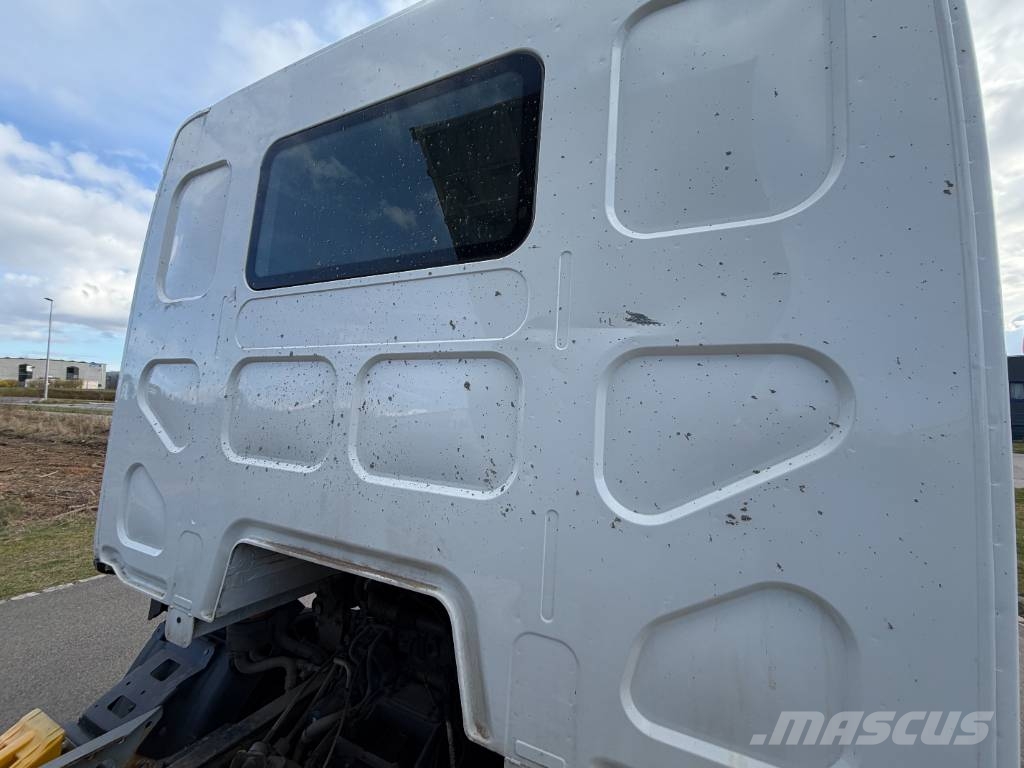 Renault MDA2C Dreiseitenkipper Semirremolques portacubetas